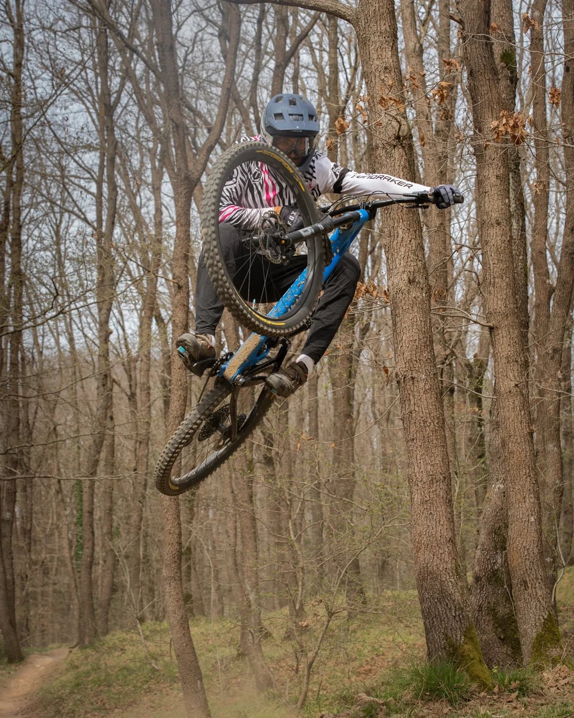 FRS Bike Park’ta atlayış yapan takım sporcusu